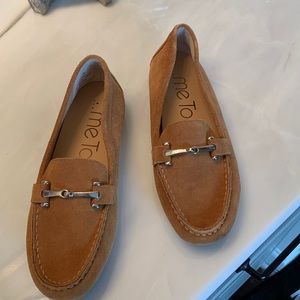 Loafers/Flats